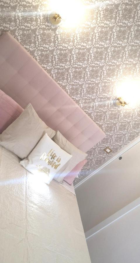 Domus Leone Tre Bed and Breakfast Napels Buitenkant foto
